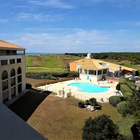 Du Golf * 圣让-德蒙